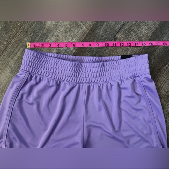 Adidas Pacer High Waisted Shorts - Size Large - Picture 5 of 6